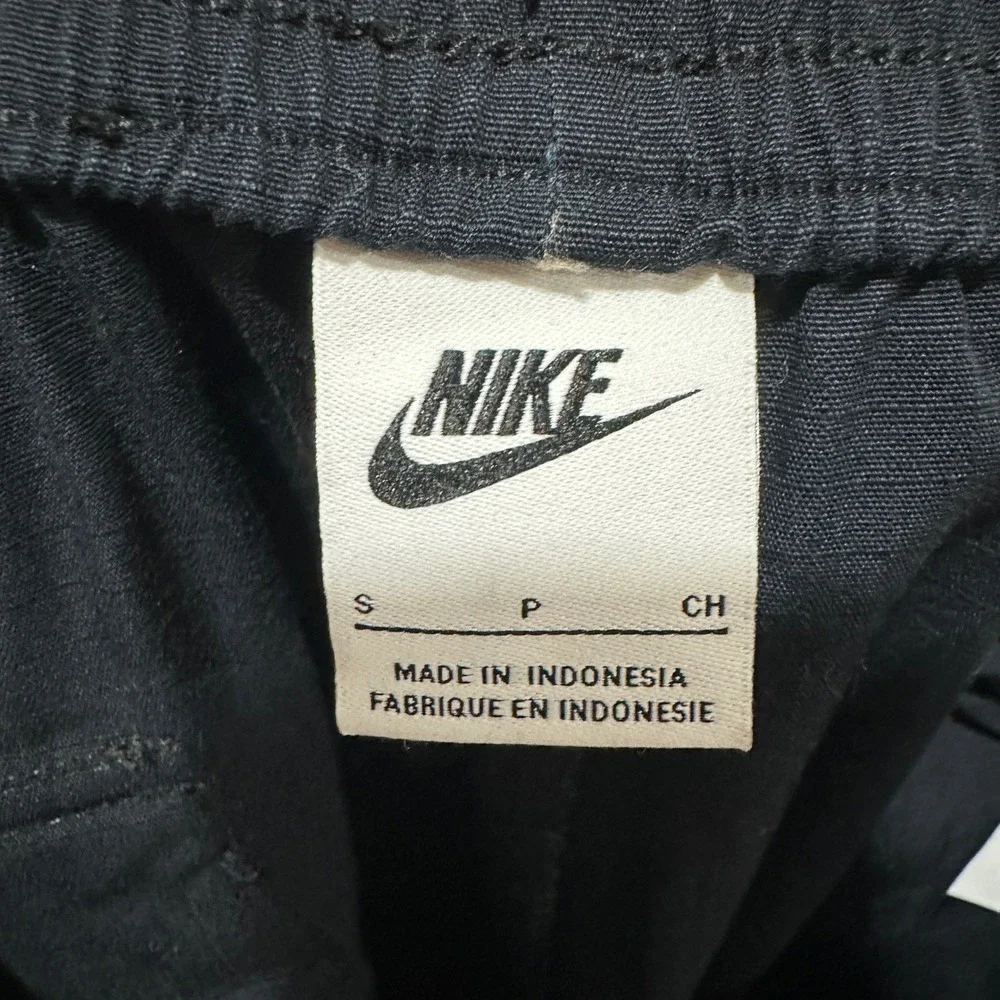 Nike Mens Sportswear Ripstop Cargo Pants Black DX0613-010 Size Small